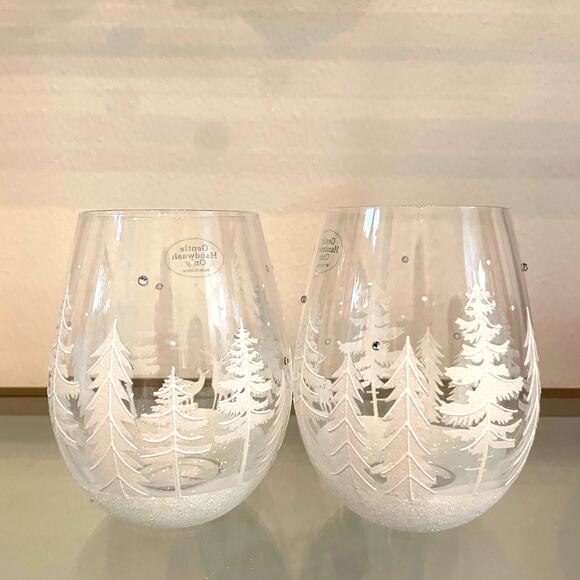 Set of 2 Stemless Wine Glasses Hand Painted White Christmas Trees Snow New - Picture 12 of 12